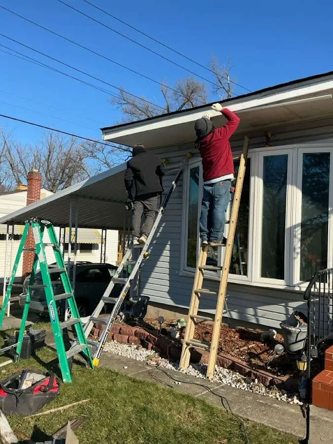 Restoration crew performing exterior repair in Valencia West
